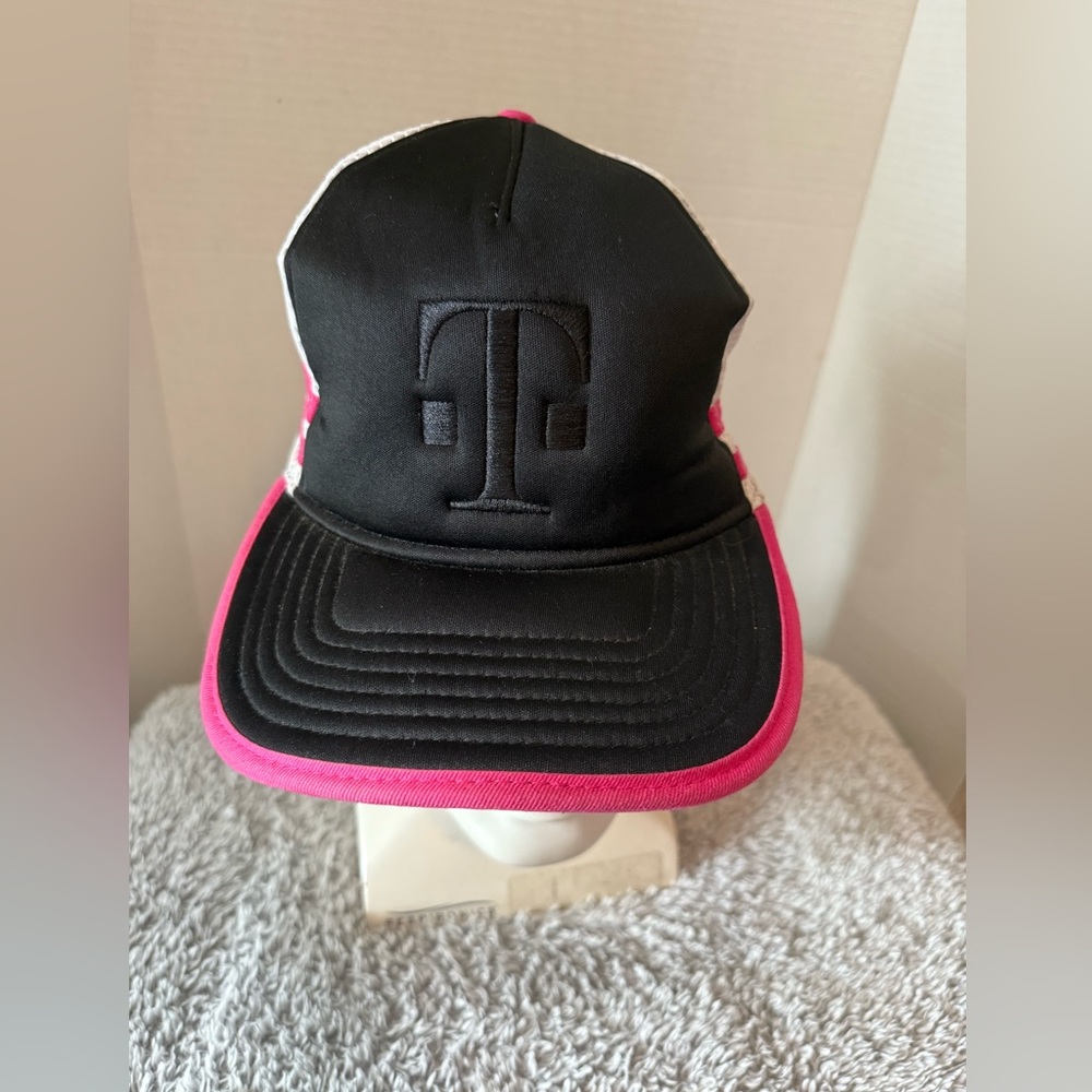 T-Mobile trucker Hat Cap Snap Back Black Pink Adjustable Work Employee Uniform